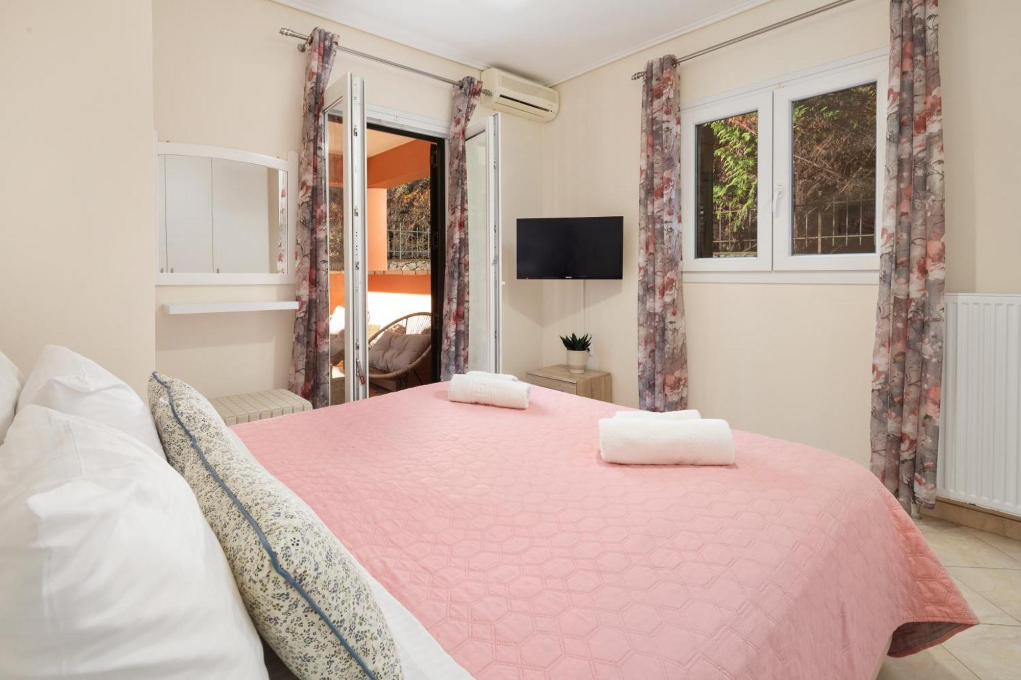 Eleonas Luxury Homes Gardelades ภายนอก รูปภาพ